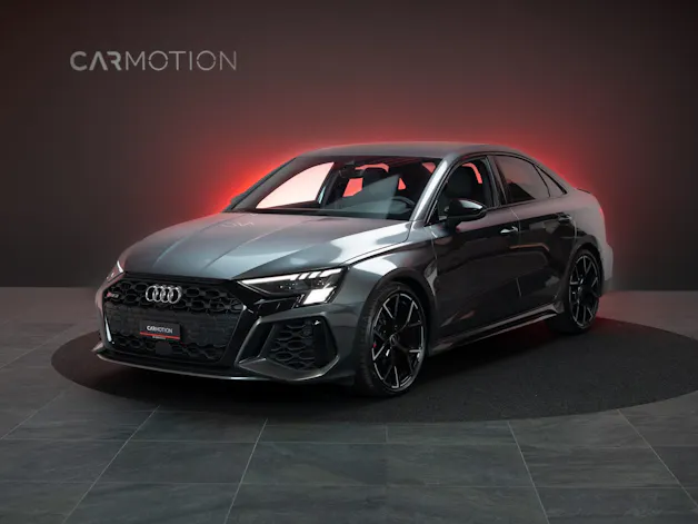 AUDI RS3 Limousine 2.5 TFSI quattro S-Tronic / Rückfahrkamera / Tempomat / Ambientebeleuchtung