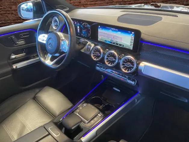 MERCEDES-BENZ GLB 250 AMG Line 4 MATIC