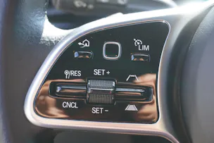 MERCEDES-BENZ A 200 7G-DCT