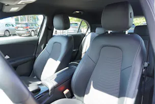 MERCEDES-BENZ A 200 7G-DCT