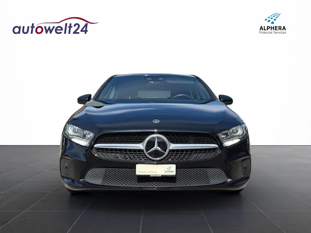 MERCEDES-BENZ A 200 7G-DCT