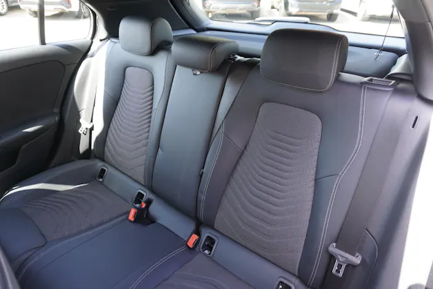 MERCEDES-BENZ A 200 7G-DCT