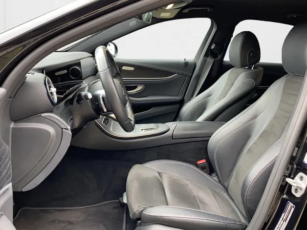 MERCEDES-BENZ E 200 AMG Line 9G-Tronic