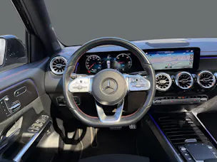 MERCEDES-BENZ EQB 350 AMG Line 4Matic