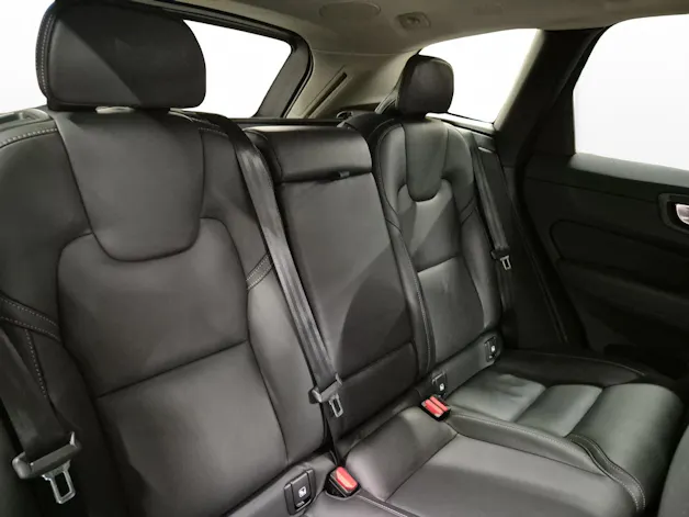 VOLVO XC60 2.0 T6 TE Plus Dark eAWD