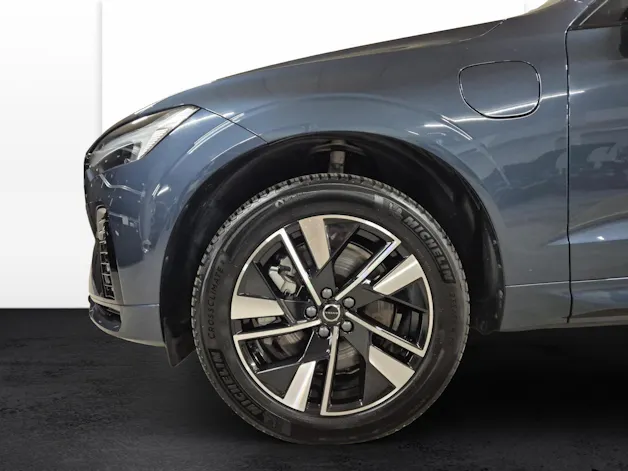 VOLVO XC60 2.0 T6 TE Plus Dark eAWD