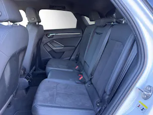 AUDI Q3 SB 35 TFSI S line Attr