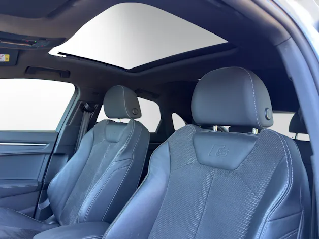 AUDI Q3 SB 35 TFSI S line Attr