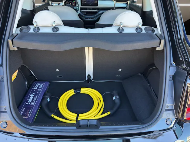 FIAT 500e La Prima