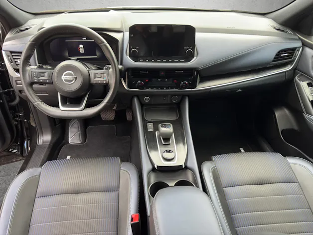 NISSAN Qashqai 1.3MHEV Tekna 4x4