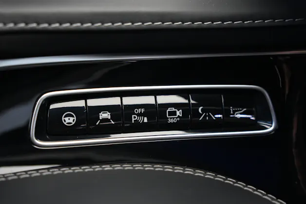 MERCEDES-BENZ S 63 AMG Coupé 4Matic Speedshift MCT *Keramik* *Burmester* *Standheizung*