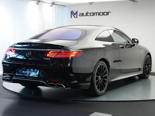 MERCEDES-BENZ S 63 AMG Coupé 4Matic Speedshift MCT *Keramik* *Burmester* *Standheizung*