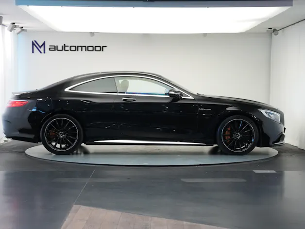 MERCEDES-BENZ S 63 AMG Coupé 4Matic Speedshift MCT *Keramik* *Burmester* *Standheizung*