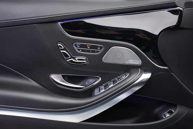 MERCEDES-BENZ S 63 AMG Coupé 4Matic Speedshift MCT *Keramik* *Burmester* *Standheizung*
