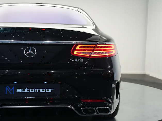 MERCEDES-BENZ S 63 AMG Coupé 4Matic Speedshift MCT *Keramik* *Burmester* *Standheizung*