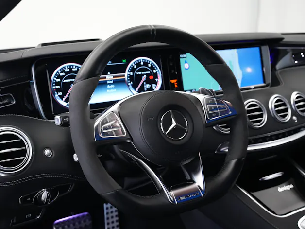 MERCEDES-BENZ S 63 AMG Coupé 4Matic Speedshift MCT *Keramik* *Burmester* *Standheizung*