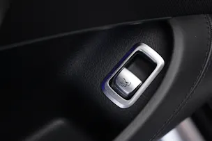 MERCEDES-BENZ S 63 AMG Coupé 4Matic Speedshift MCT *Keramik* *Burmester* *Standheizung*