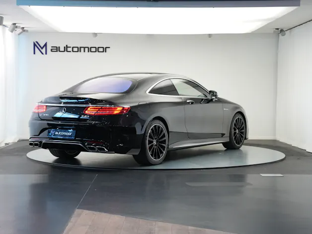MERCEDES-BENZ S 63 AMG Coupé 4Matic Speedshift MCT *Keramik* *Burmester* *Standheizung*