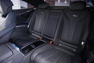 MERCEDES-BENZ S 63 AMG Coupé 4Matic Speedshift MCT *Keramik* *Burmester* *Standheizung*