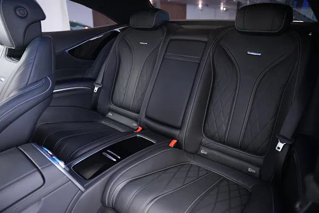 MERCEDES-BENZ S 63 AMG Coupé 4Matic Speedshift MCT *Keramik* *Burmester* *Standheizung*