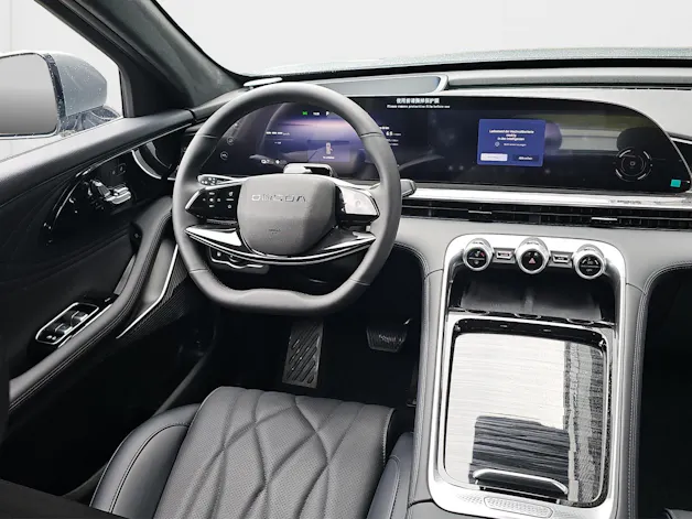 OMODA 9 PHEV SHS Exclusive AWD Swiss Edition (Grau Matt)