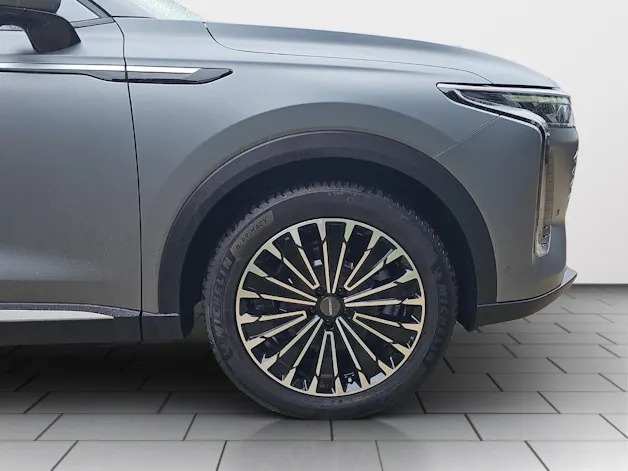 OMODA 9 PHEV SHS Exclusive AWD Swiss Edition (Grau Matt)