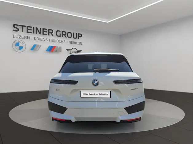 BMW iX xDrive40 Launch Edition