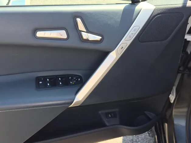 BMW iX xDrive40 Launch Edition