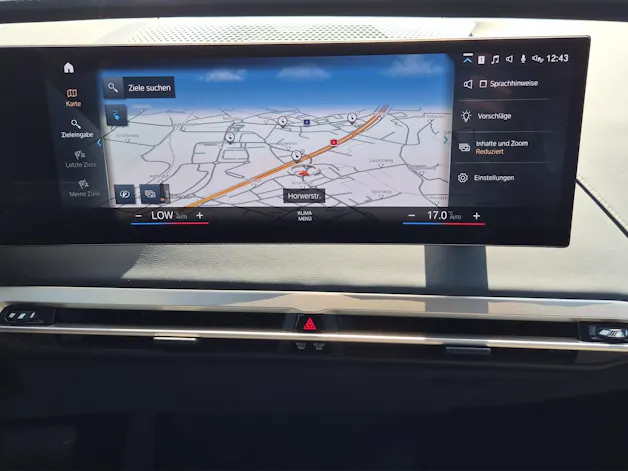 BMW iX xDrive40 Launch Edition
