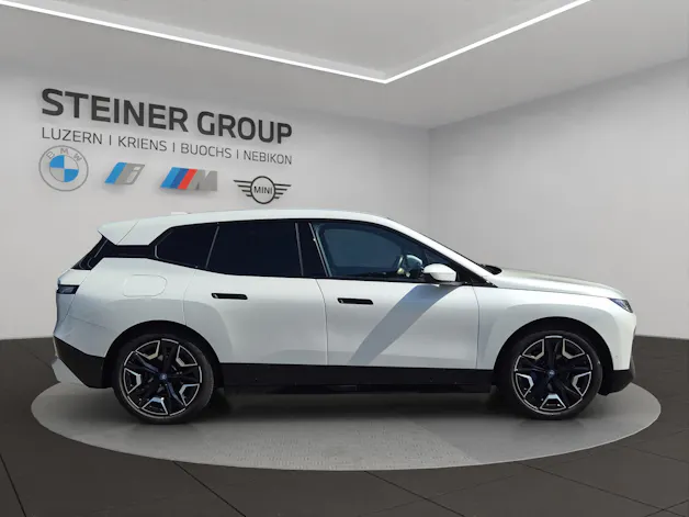 BMW iX xDrive40 Launch Edition