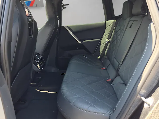 BMW iX xDrive40 Launch Edition