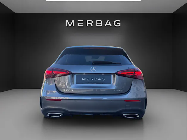 MERCEDES-BENZ A 220 4Matic 8G-DCT