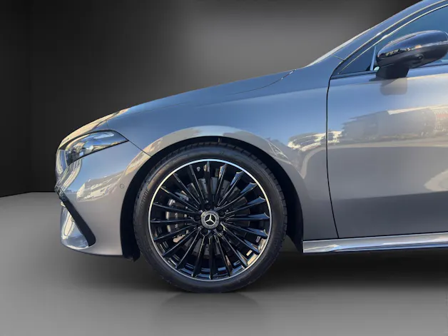 MERCEDES-BENZ A 220 4Matic 8G-DCT