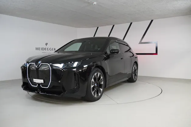 BMW iX xDrive45 M Sport