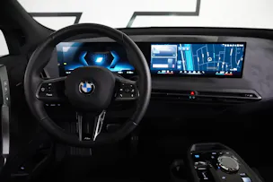 BMW iX xDrive45 M Sport