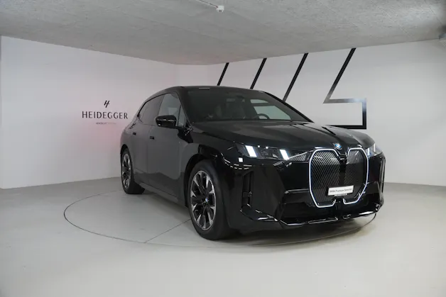 BMW iX xDrive45 M Sport