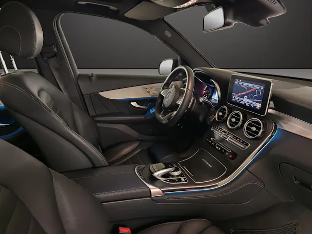 MERCEDES-BENZ GLC 250 AMG Line 4Matic 9G-Tronic