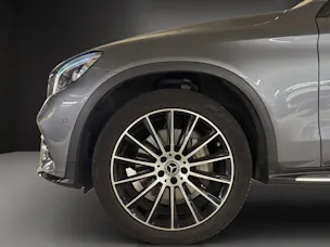 MERCEDES-BENZ GLC 250 AMG Line 4Matic 9G-Tronic