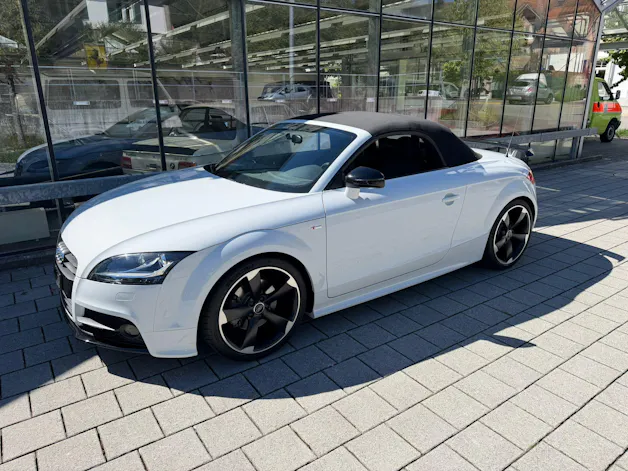AUDI TT Roadster 2.0 TFSI quattro S-tronic
