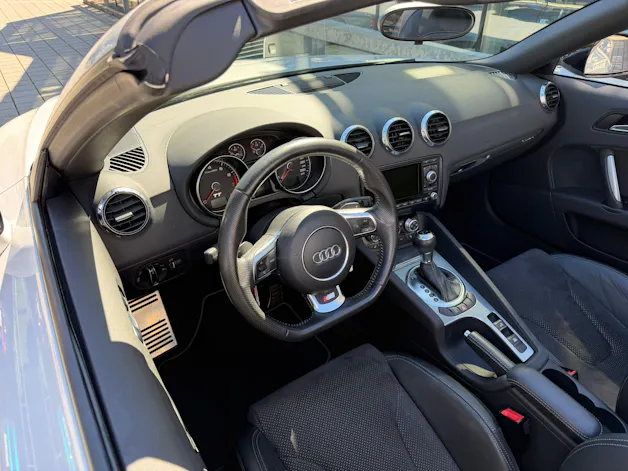 AUDI TT Roadster 2.0 TFSI quattro S-tronic