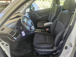 Subaru Forester 2.0i Swiss Plus Lineartronic
