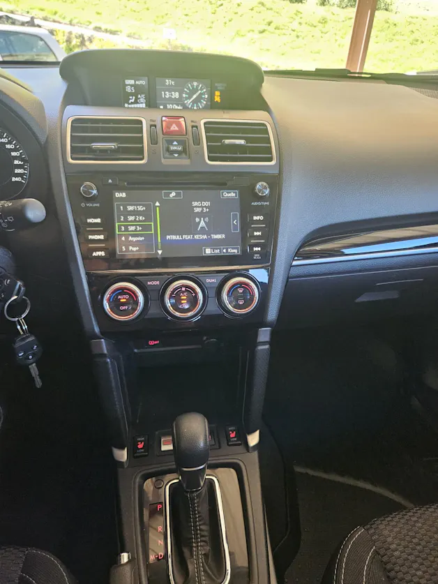 Subaru Forester 2.0i Swiss Plus Lineartronic