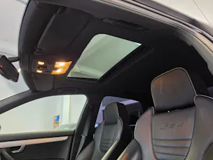 AUDI RS4 Limousine 4.2 V8 quattro