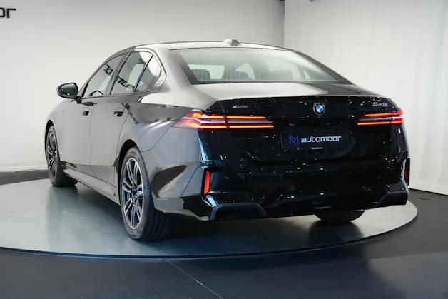 BMW 540d xDrive 48V M Sport Steptronic *HuD* *B&W*