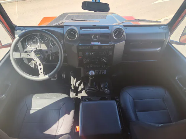Land Rover Defender 110 2.2 TD4 Station Wagon Adventure