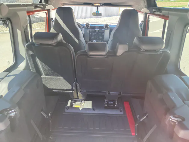 Land Rover Defender 110 2.2 TD4 Station Wagon Adventure