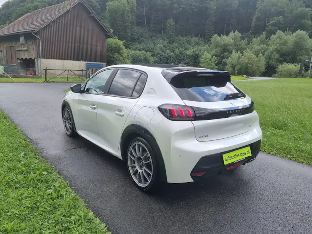 PEUGEOT 208 1.2 Turbo 130 PS GT Pack