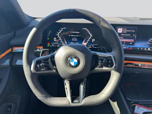 BMW 520i sDrive 48V Touring M Sport Steptronic