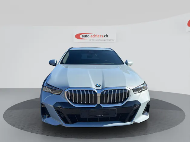 BMW 520i sDrive 48V Touring M Sport Steptronic