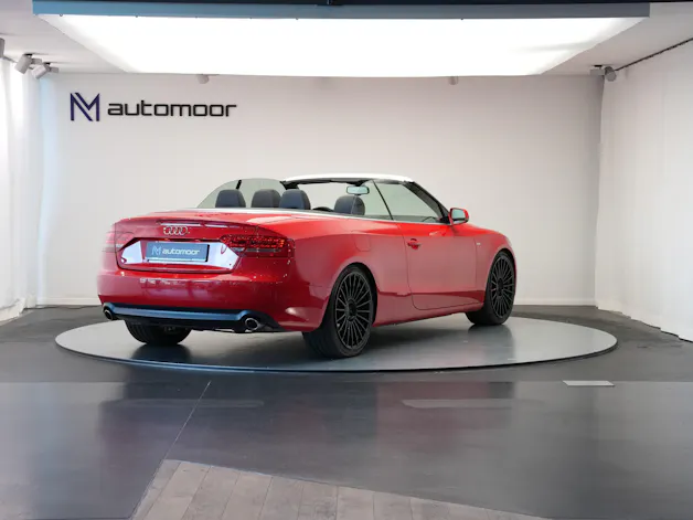 AUDI A5 Cabriolet 3.0 TDI quattro S-tronic